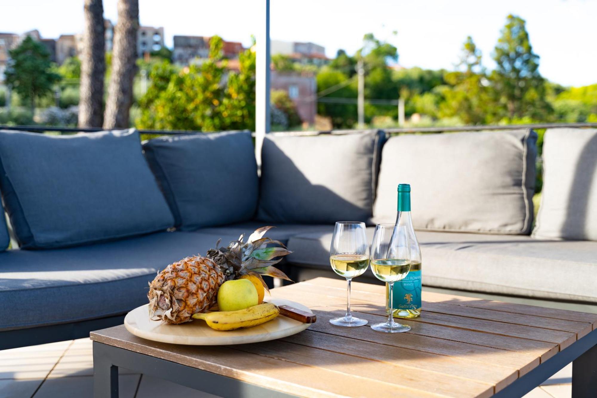 Villa Del Pino, Terrazza Vista Mare Minturno Eksteriør billede