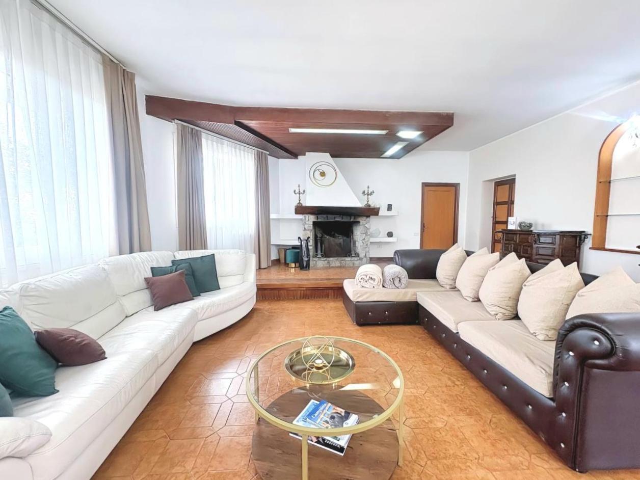 Villa Del Pino, Terrazza Vista Mare Minturno Eksteriør billede